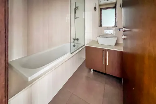 1 Bedroom Apartment in Burj Daman