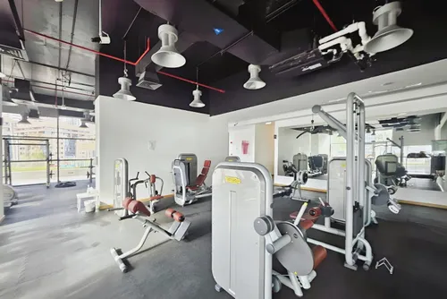 1 Bedroom Apartment in Central Park Residential Tower