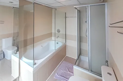 2 Bedrooms Apartment in Park Tower A