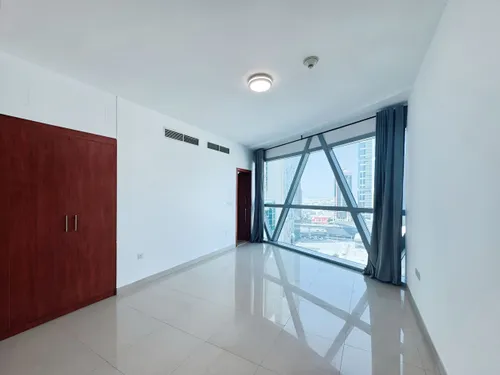 2 Bedrooms Apartment in Park Tower B