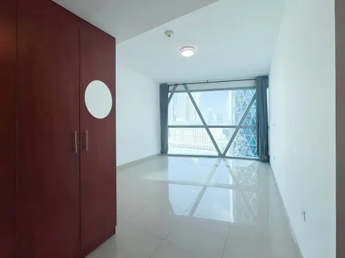 2 Bedrooms Apartment in Park Tower B
