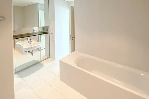 1 Bedroom Apartment in Index Tower