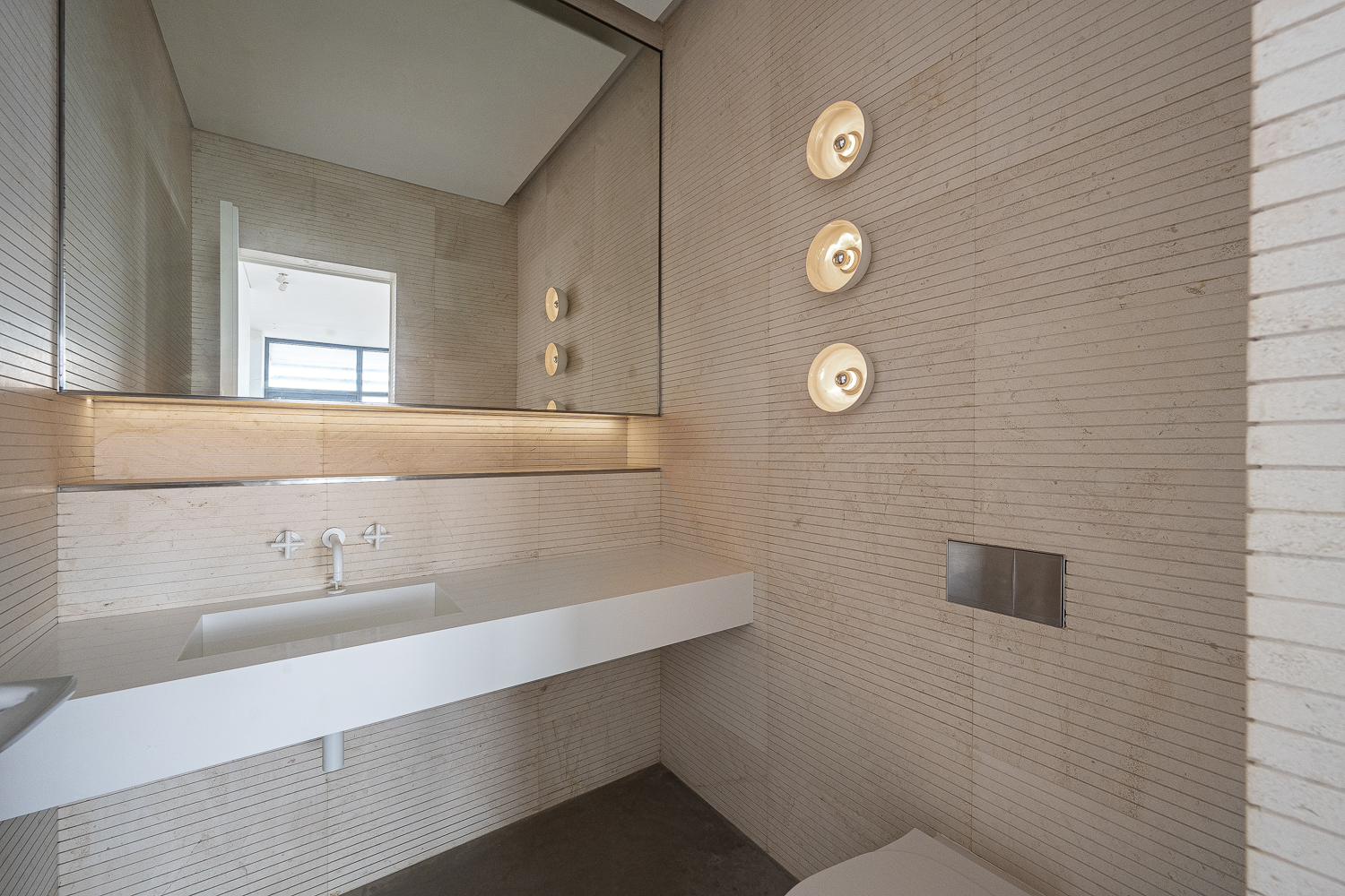 4 Bedrooms Penthouse in Index Tower