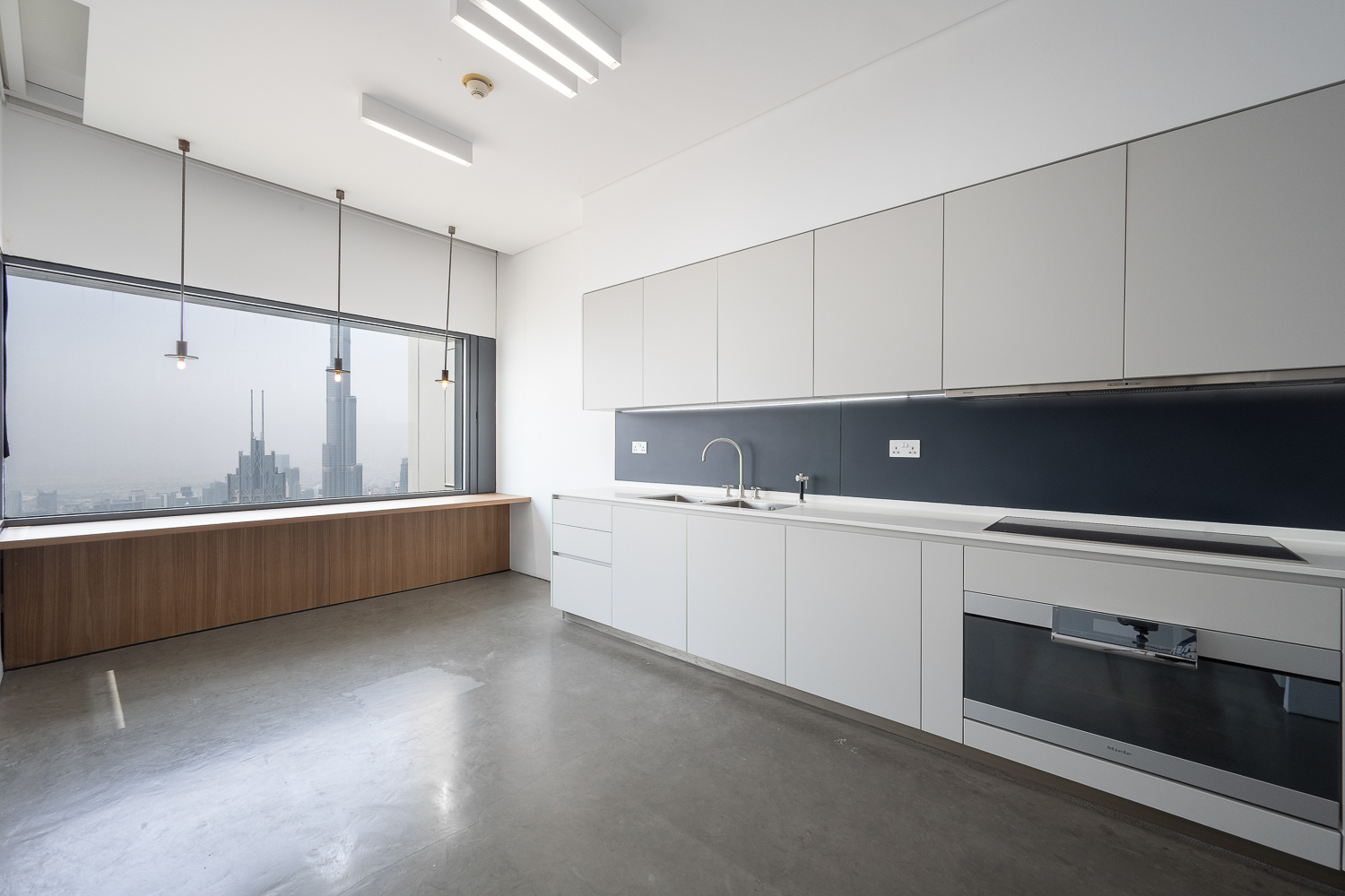 4 Bedrooms Penthouse in Index Tower