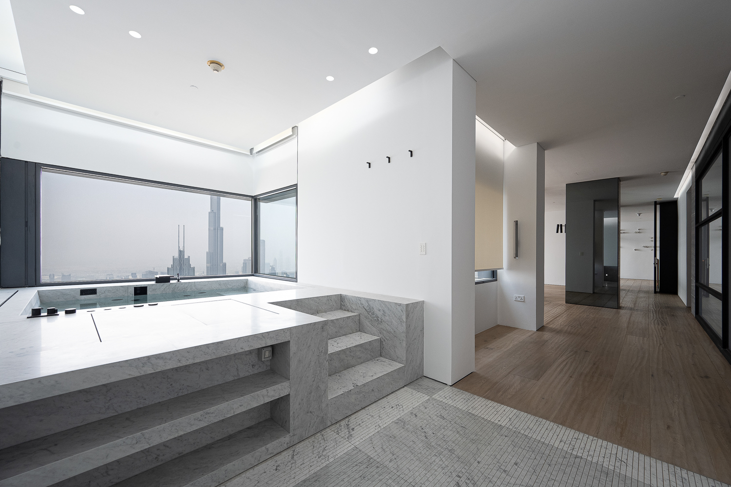 4 Bedrooms Penthouse in Index Tower