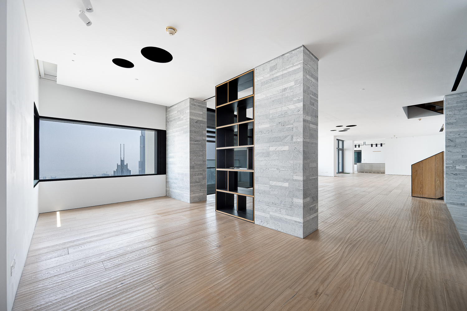 4 Bedrooms Penthouse in Index Tower