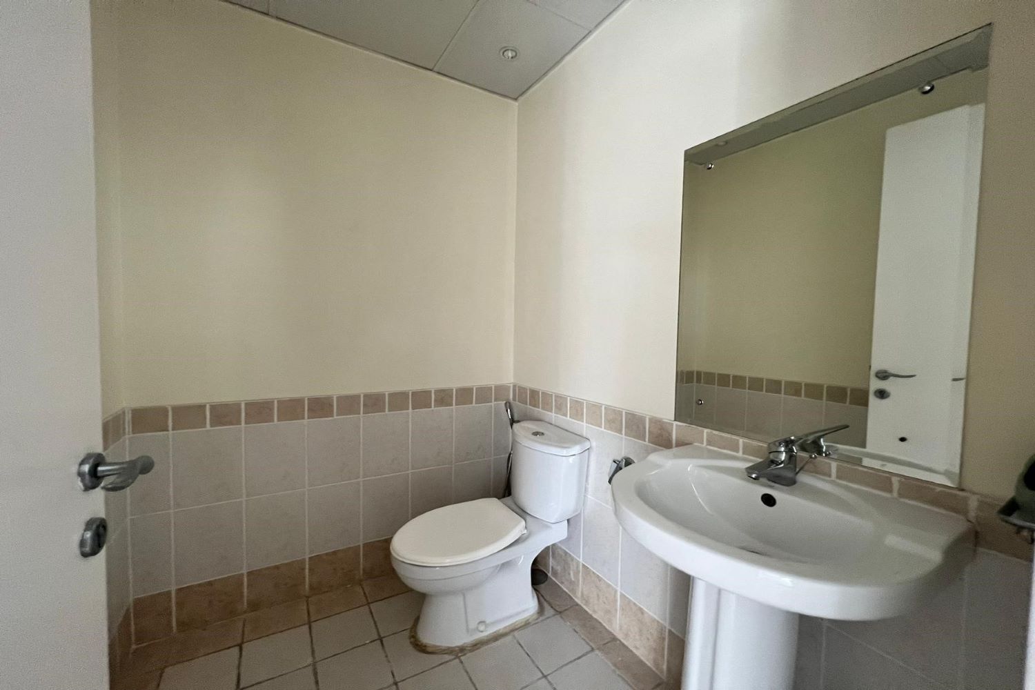 2 Bedrooms Villa in Springs 14