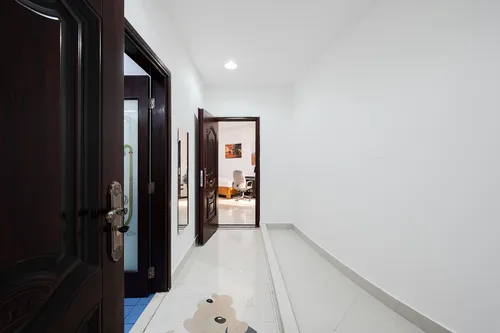 8 Bedrooms Villa in Sector E