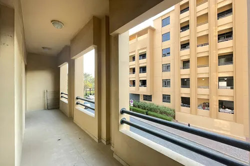 3 Bedrooms Apartment in Al Jaz 3