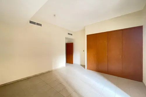 3 Bedrooms Apartment in Al Jaz 3