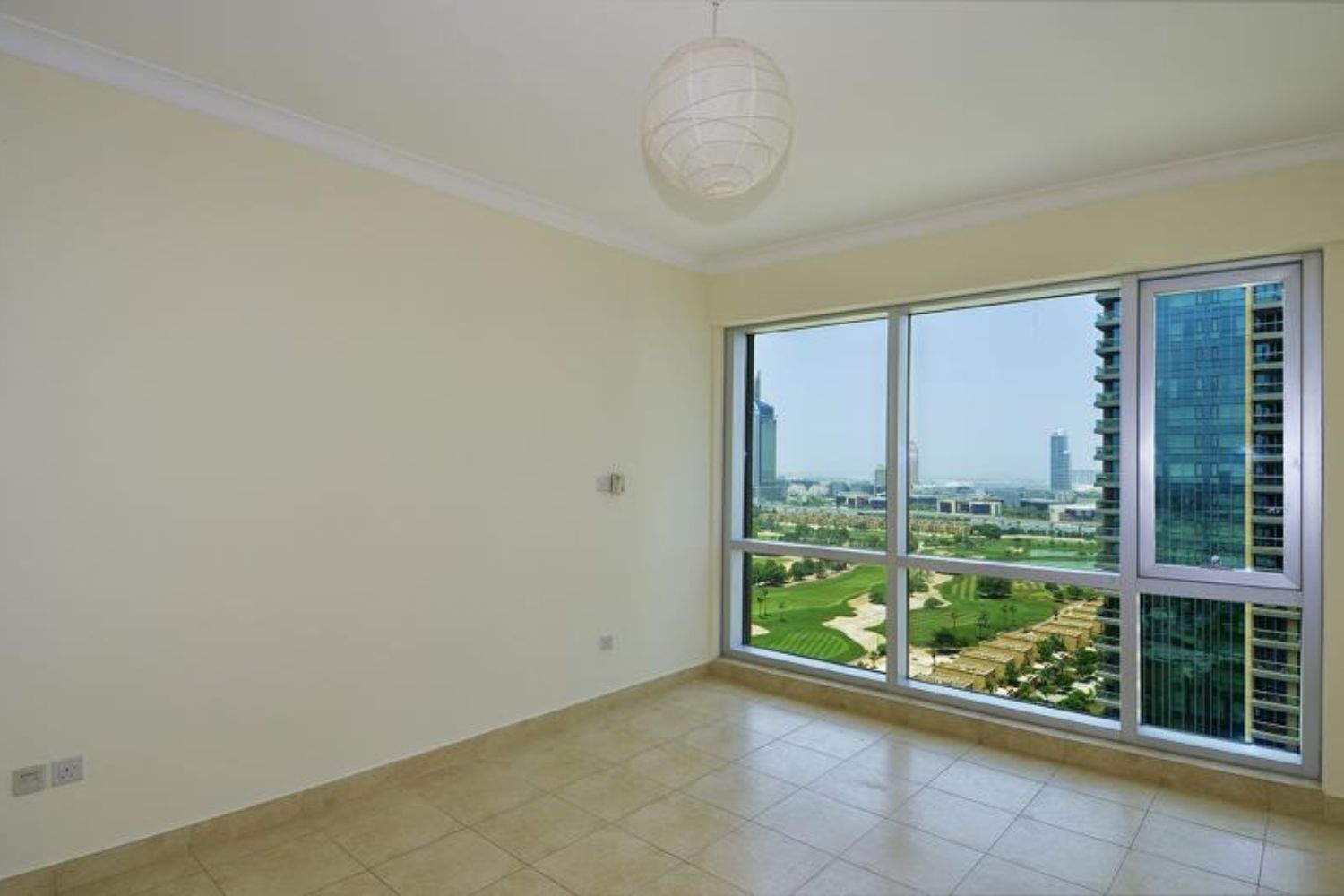 2 Bedrooms Apartment in The Fairways East