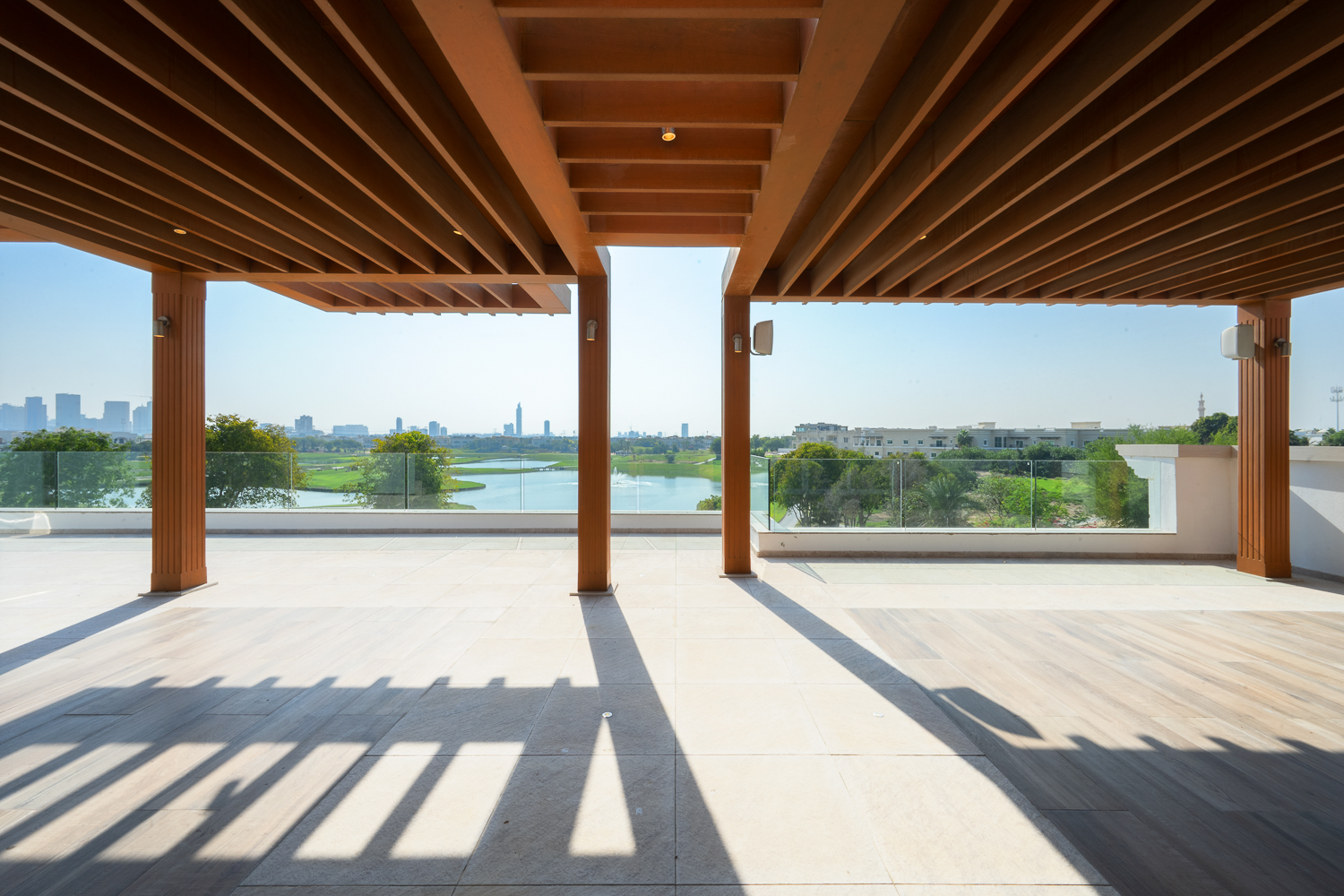 5 Bedrooms Villa in Sector P