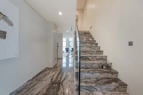 3 Bedrooms Penthouse in No.9