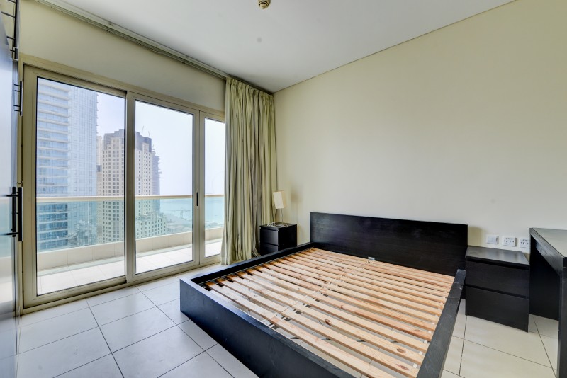 2 Bedrooms Apartment in The Royal Oceanic