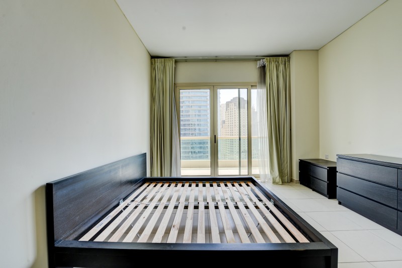 2 Bedrooms Apartment in The Royal Oceanic