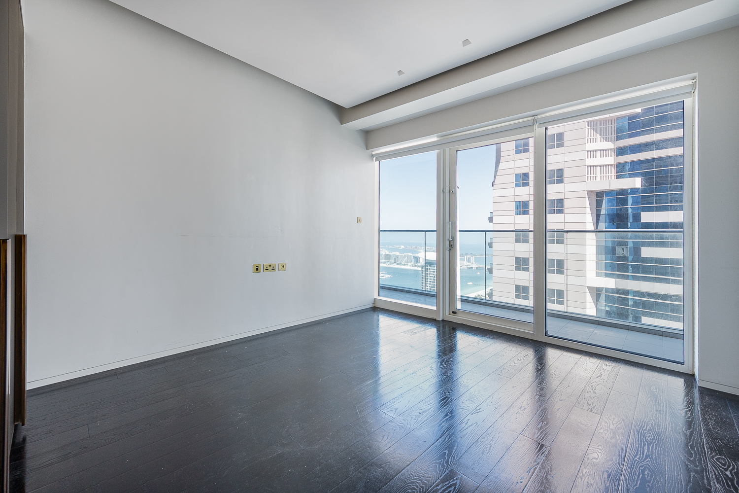 2 Bedrooms Apartment in Damac Heights