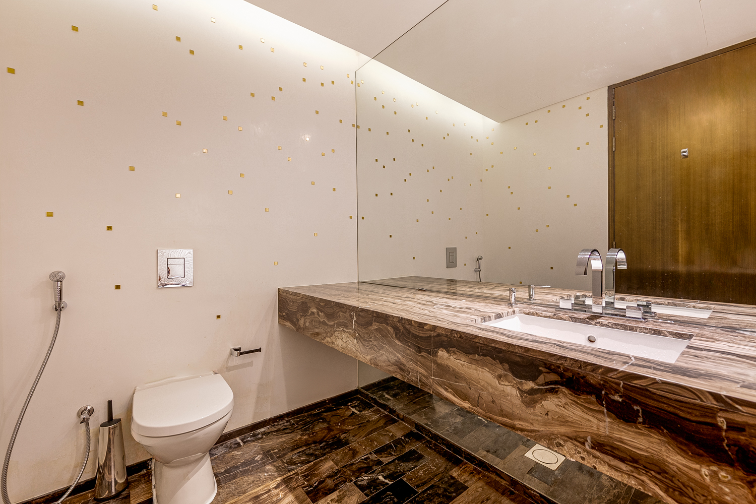 2 Bedrooms Apartment in Damac Heights