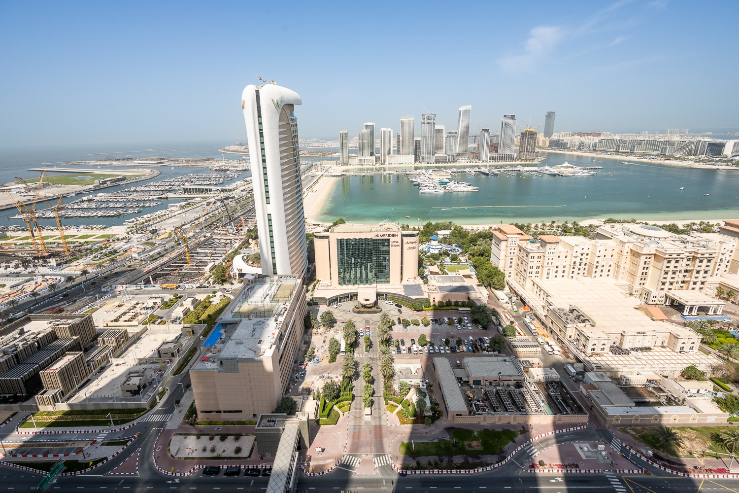 3 Bedrooms Apartment in Ocean Heights