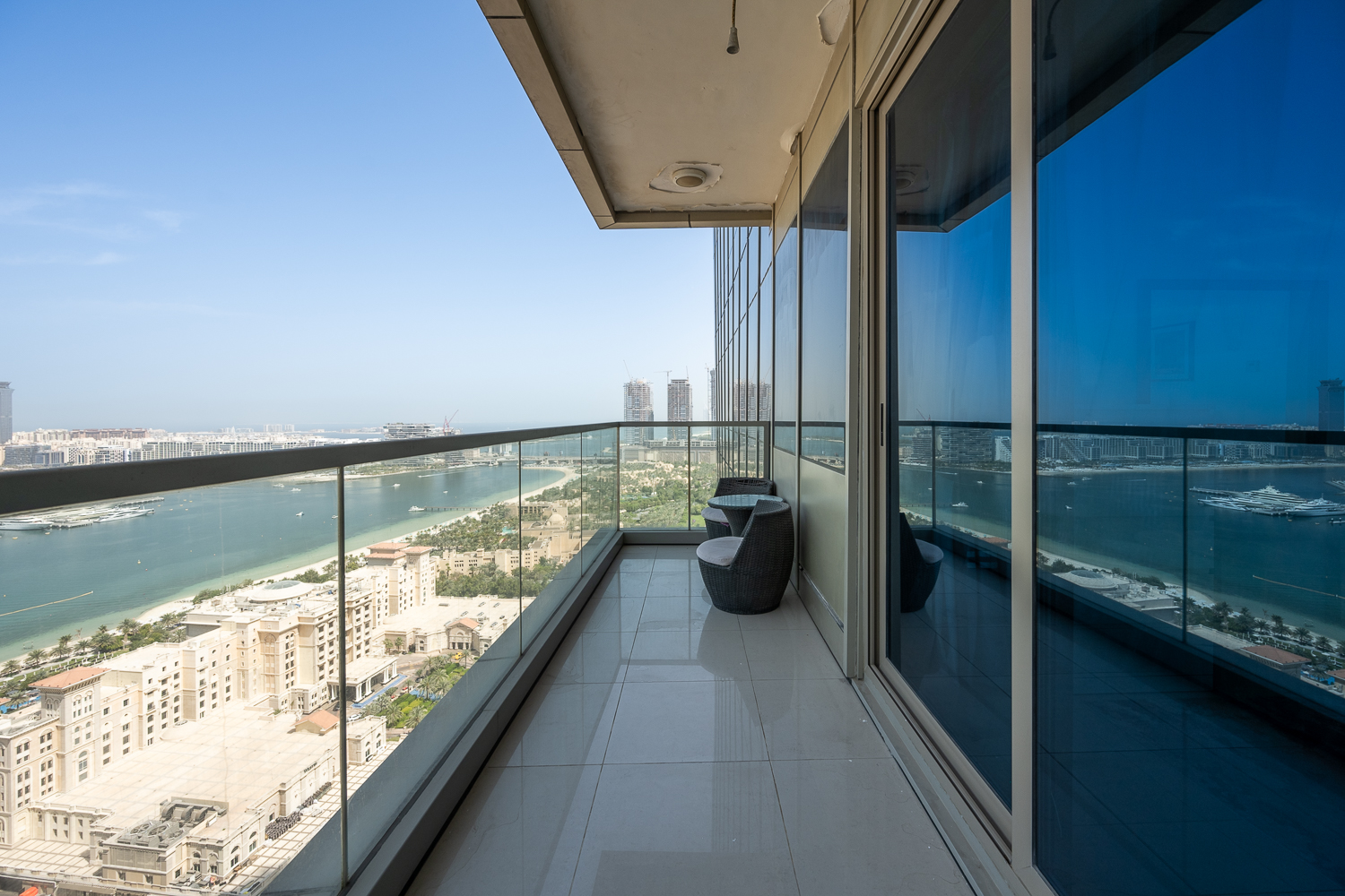 3 Bedrooms Apartment in Ocean Heights