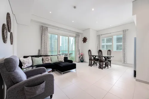 2 Bedrooms Apartment in The Royal Oceanic