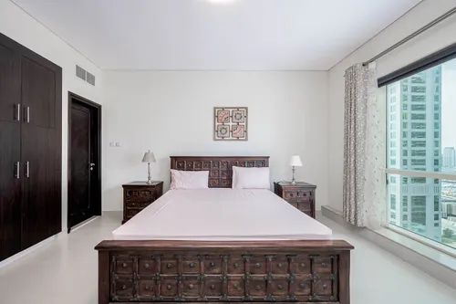 2 Bedrooms Apartment in The Royal Oceanic