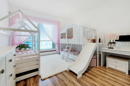 3 Bedrooms Apartment in Marina Heights