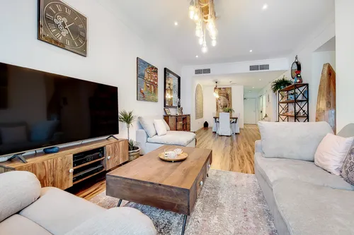 3 Bedrooms Apartment in Marina Heights