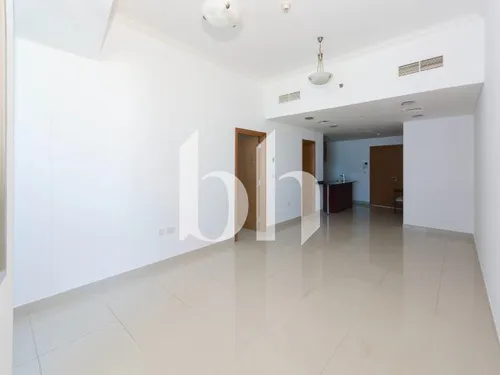 Unfurnished| Chiller free| High Floor| End of Feb