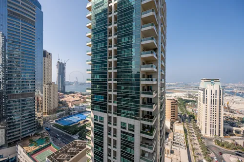 3 Bedrooms Apartment in Skyview Tower