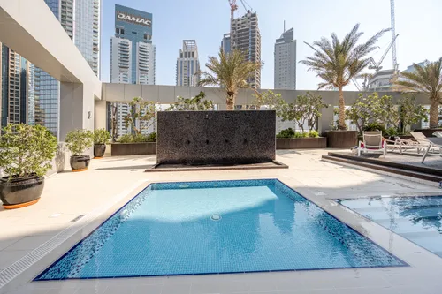 3 Bedrooms Apartment in Skyview Tower