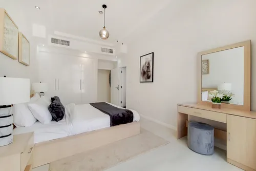 3 Bedrooms Apartment in Skyview Tower