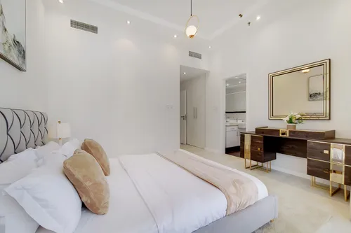 3 Bedrooms Apartment in Skyview Tower