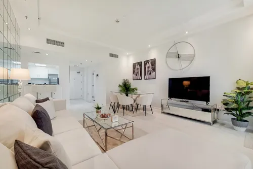 3 Bedrooms Apartment in Skyview Tower