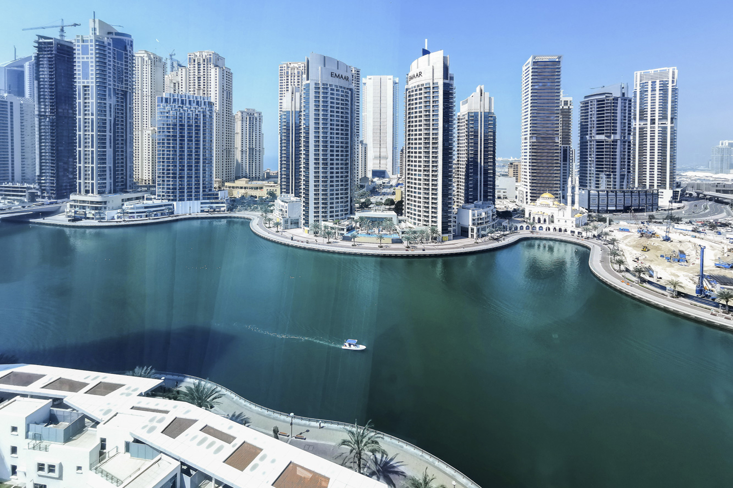 3 Bedrooms Apartment in Time Place Tower