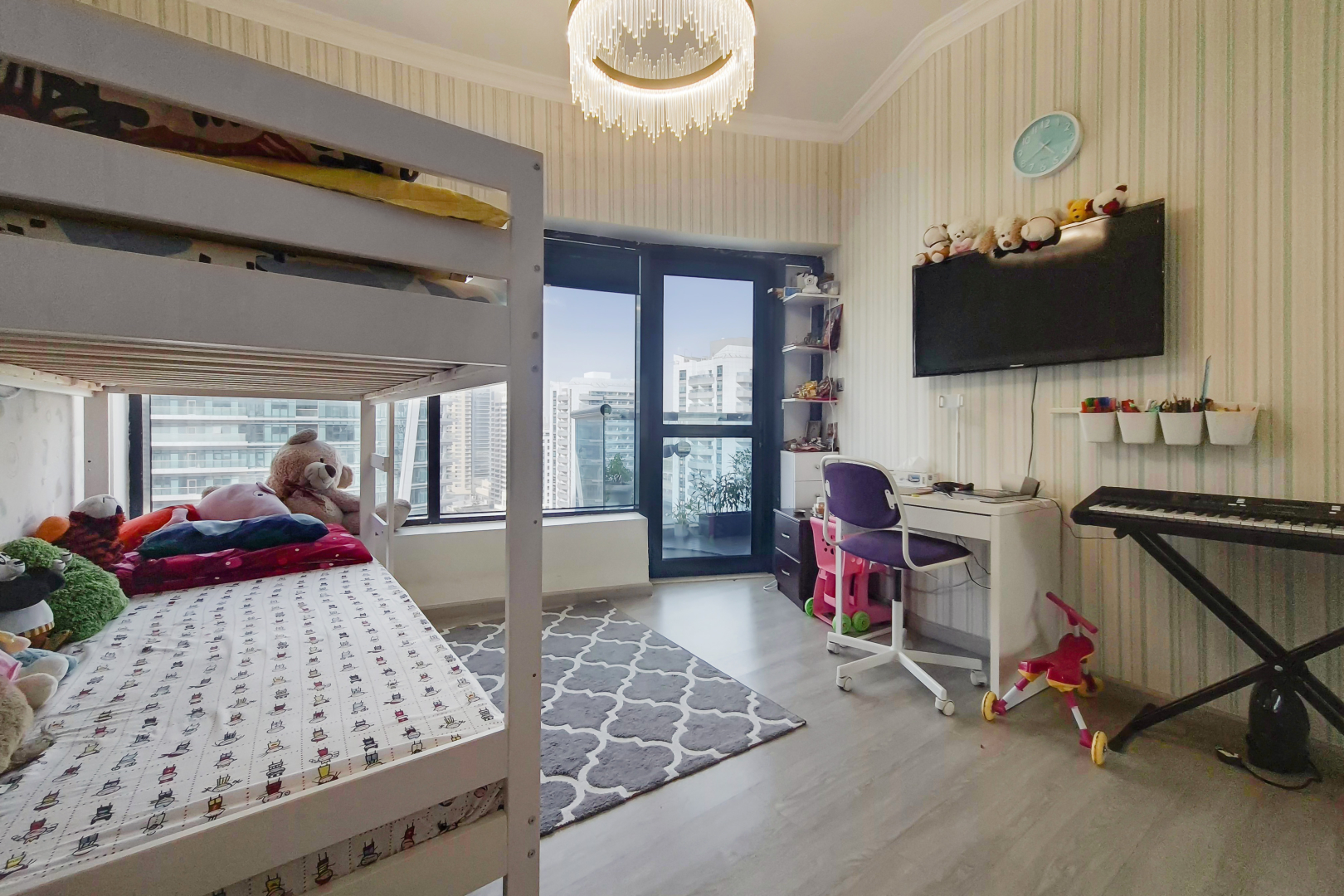 3 Bedrooms Apartment in Time Place Tower