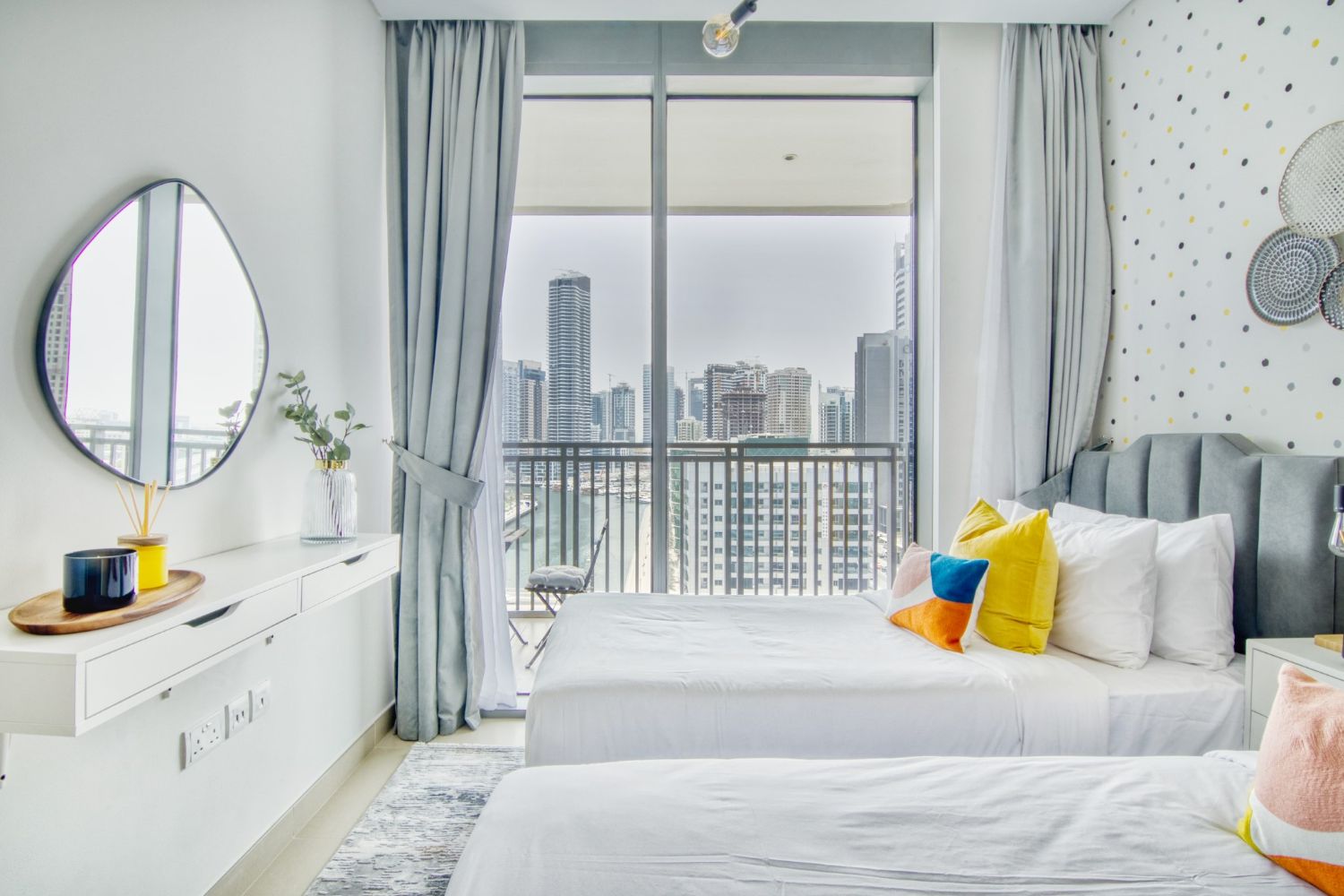 2 Bedrooms Apartment in 5242 Tower 2