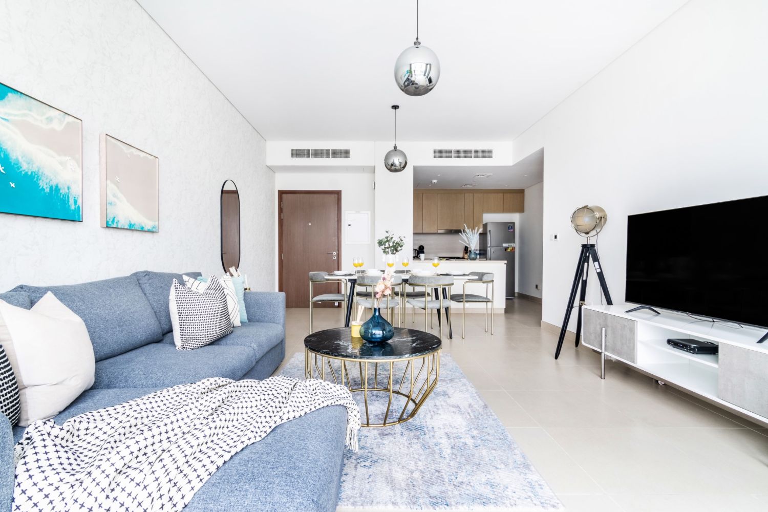 2 Bedrooms Apartment in 5242 Tower 2