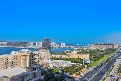 3 Bedrooms Apartment in Ocean Heights