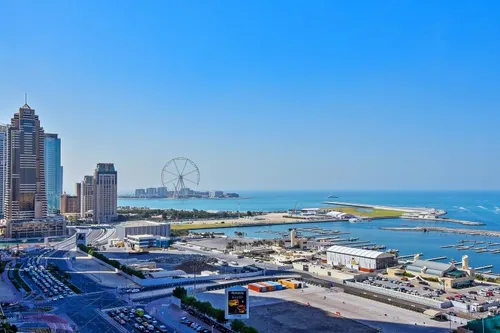 3 Bedrooms Apartment in Ocean Heights