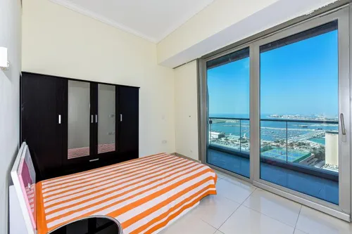 3 Bedrooms Apartment in Ocean Heights