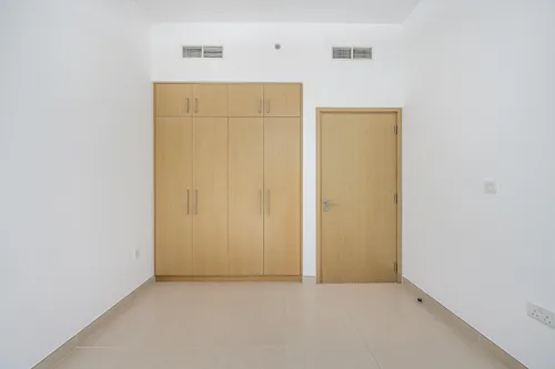 1 Bedroom Apartment in 5242 Tower 1