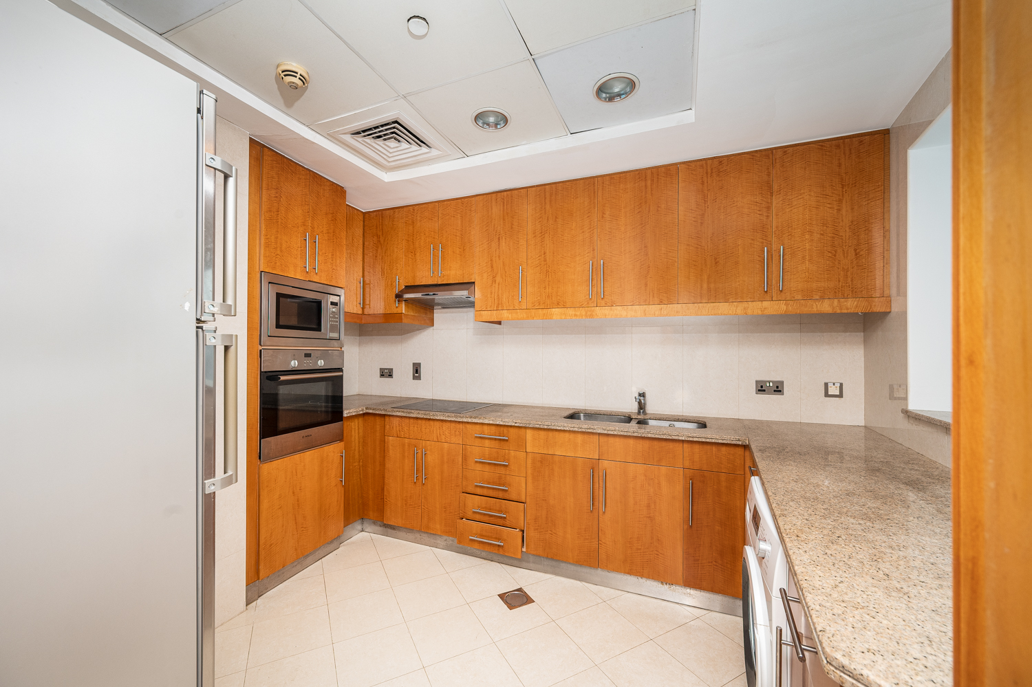 2 Bedrooms Apartment in Trident Grand Residence