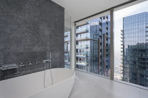 4 Bedrooms Penthouse in Marina Gate 1