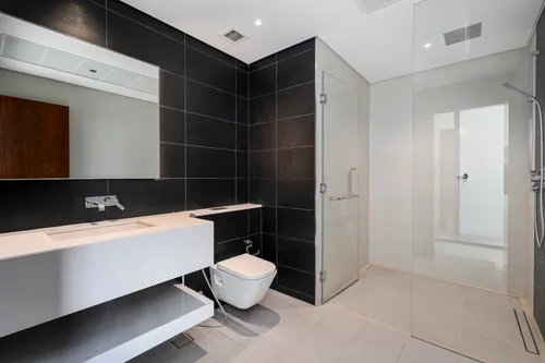 4 Bedrooms Penthouse in Marina Gate 1