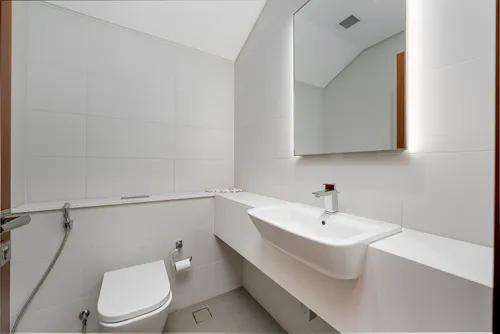 4 Bedrooms Penthouse in Marina Gate 1