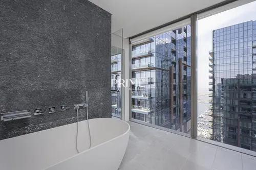 4 Bedrooms Penthouse in Marina Gate 1