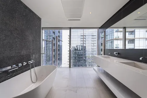 4 Bedrooms Penthouse in Marina Gate 1