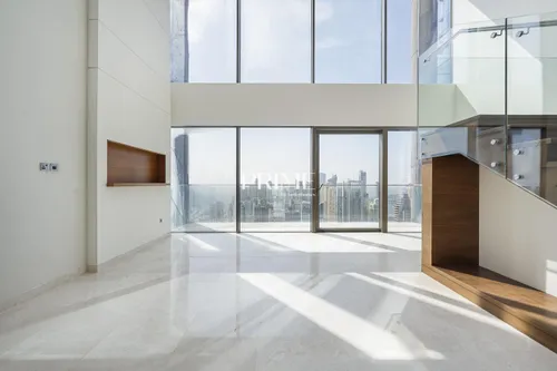 4 Bedrooms Penthouse in Marina Gate 1