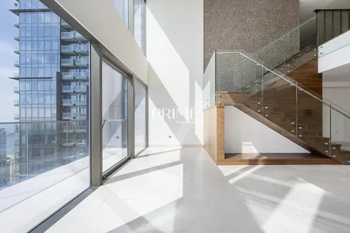 4 Bedrooms Penthouse in Marina Gate 1