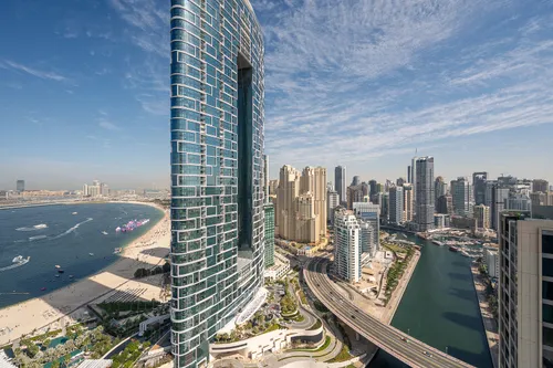 3 Bedrooms Apartment in 5242 Tower 1